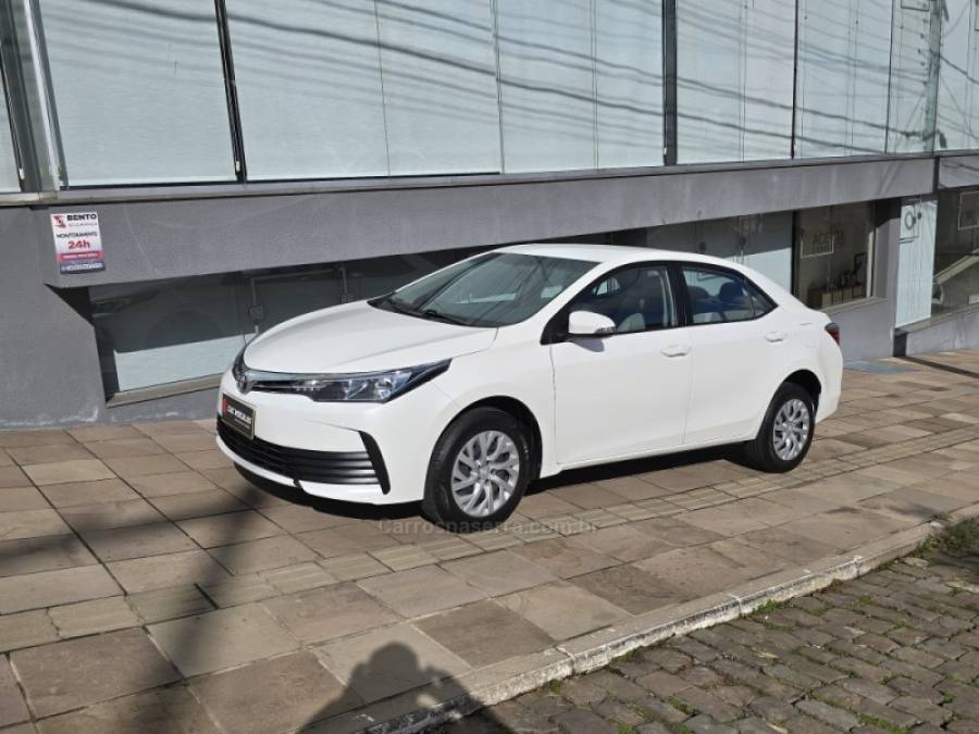TOYOTA - COROLLA - 2019/2019 - Branca - R$ 92.500,00
