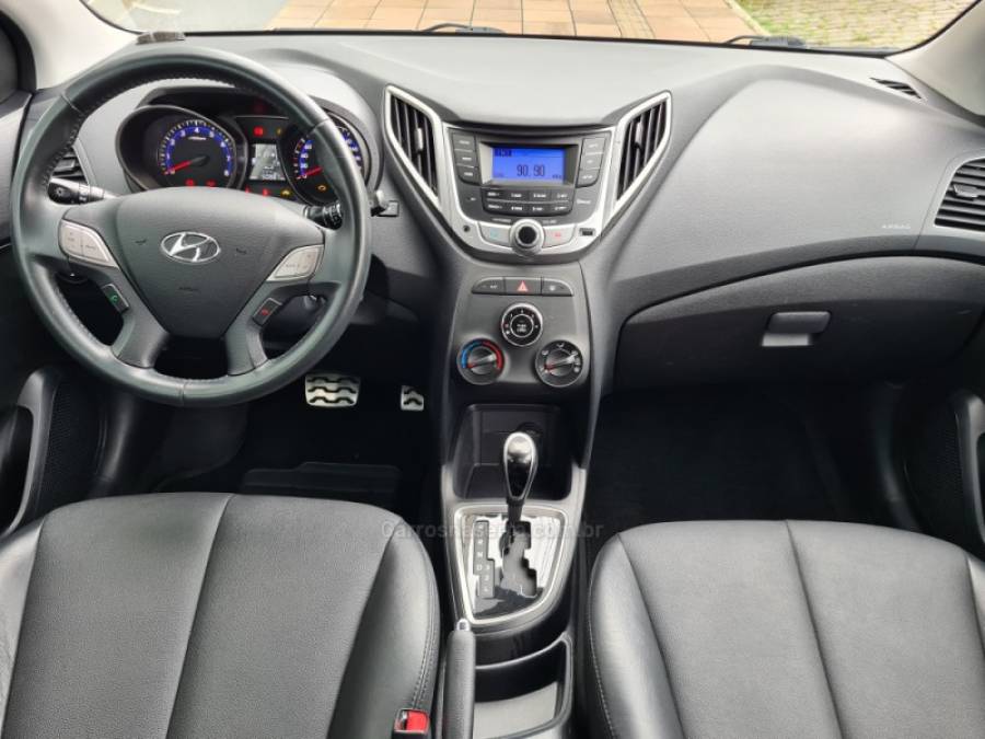 HYUNDAI - HB20X - 2013/2014 - Branca - R$ 59.000,00