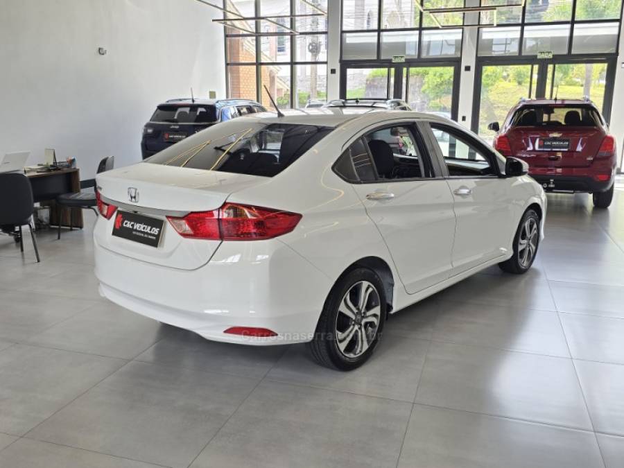 HONDA - CITY - 2017/2017 - Branca - R$ 76.000,00
