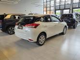 TOYOTA - YARIS - 2019/2019 - Branca - R$ 78.500,00