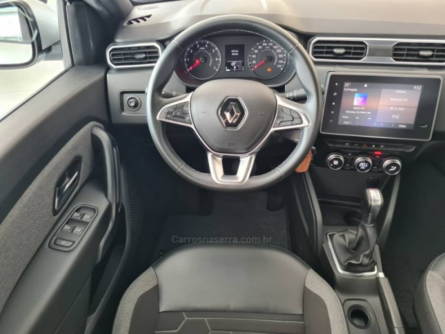 RENAULT - DUSTER - 2020/2021 - Prata - R$ 88.000,00