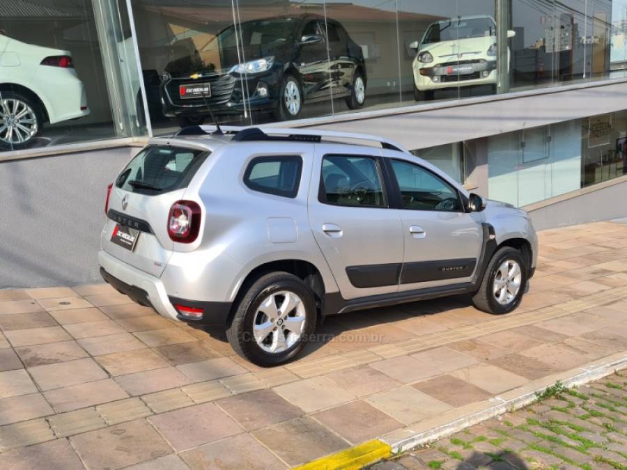 RENAULT - DUSTER - 2020/2021 - Prata - R$ 88.000,00