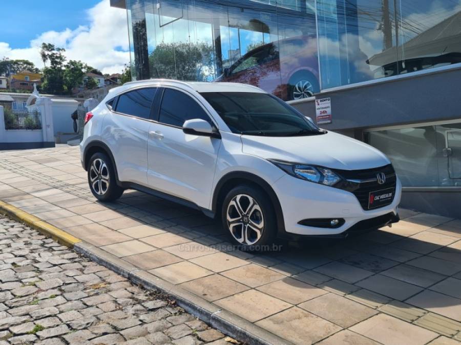 HONDA - HR-V - 2016/2017 - Branca - R$ 92.000,00