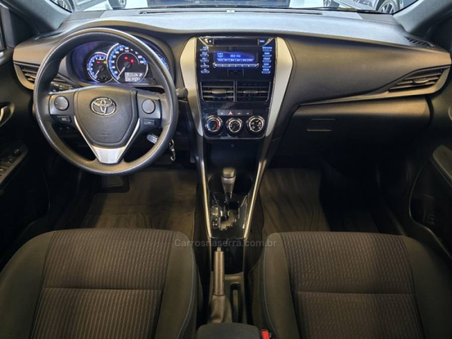 TOYOTA - YARIS - 2019/2019 - Branca - R$ 78.500,00