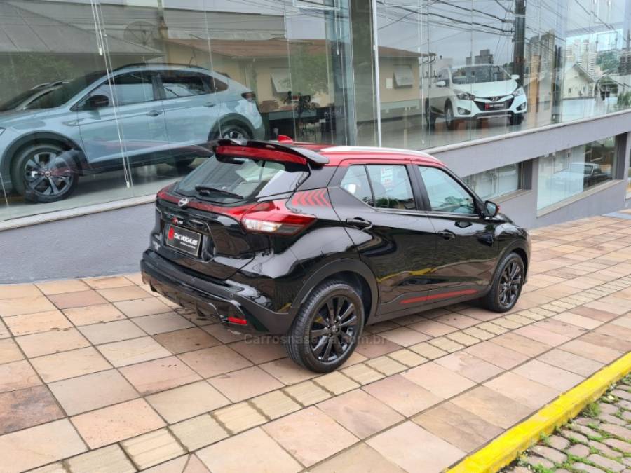 NISSAN - KICKS - 2023/2024 - Preta - R$ 125.000,00