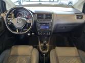 VOLKSWAGEN - CROSSFOX - 2016/2017 - Prata - R$ 58.500,00