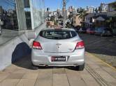 CHEVROLET - ONIX - 2015/2015 - Prata - R$ 47.000,00