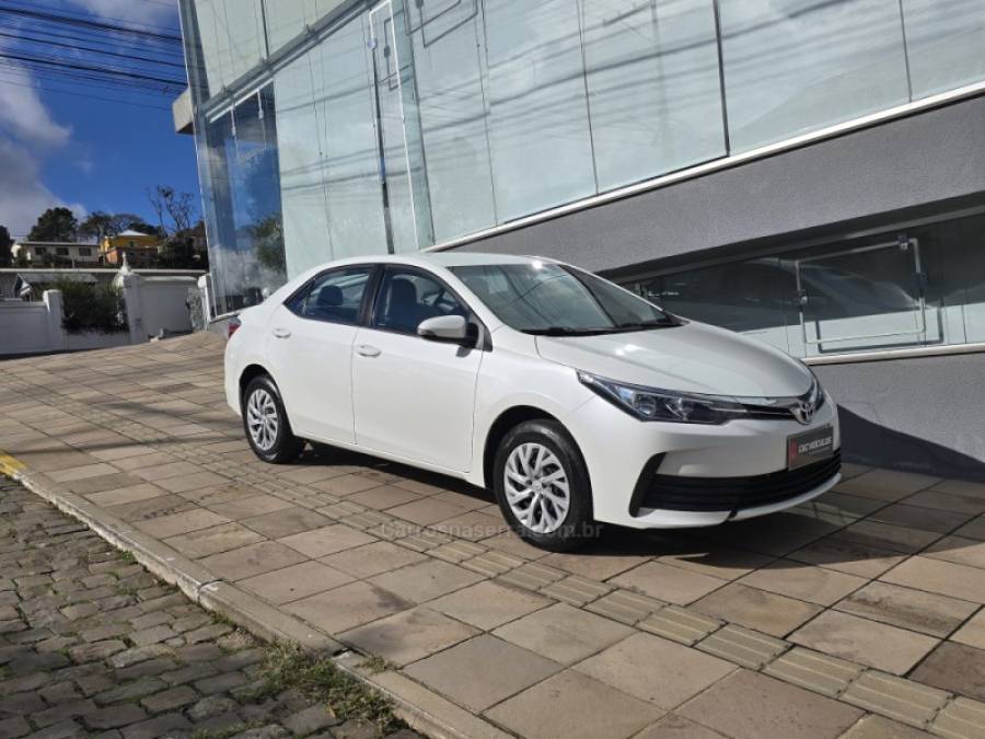 TOYOTA - COROLLA - 2019/2019 - Branca - R$ 92.500,00