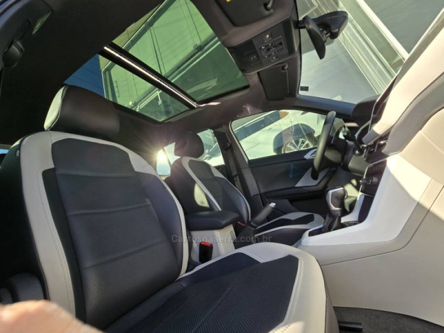 VOLKSWAGEN - T-CROSS - 2019/2020 - Branca - R$ 114.000,00